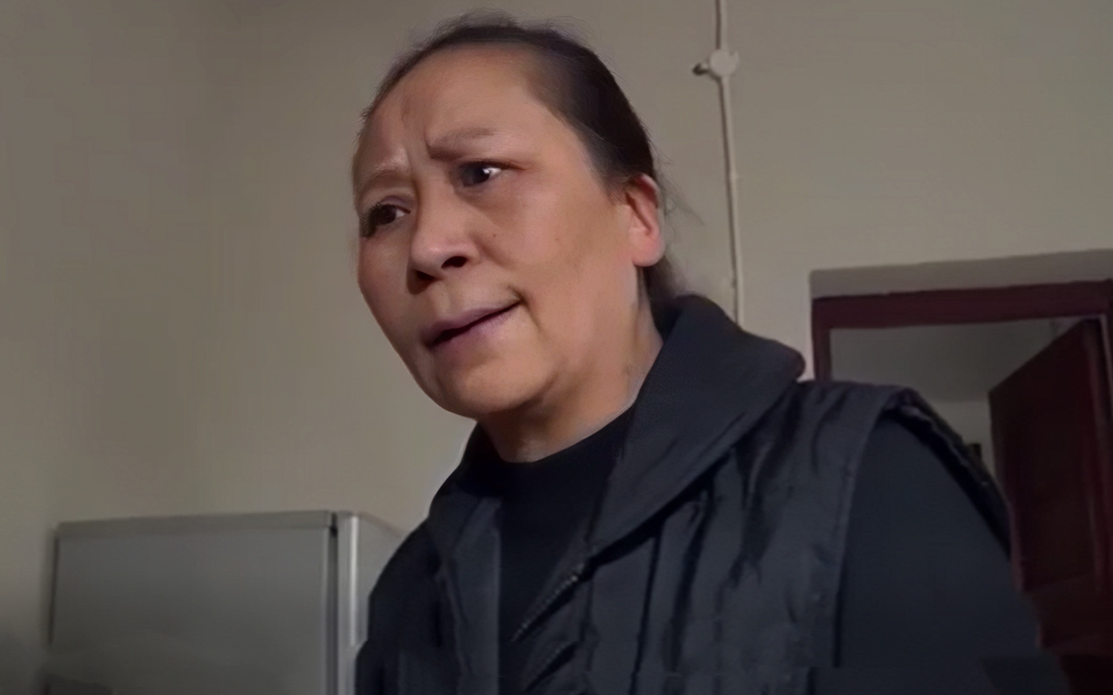 恶毒女人强行囚禁女孩,逼她给智障儿子当老婆,最终被杀!普法剧