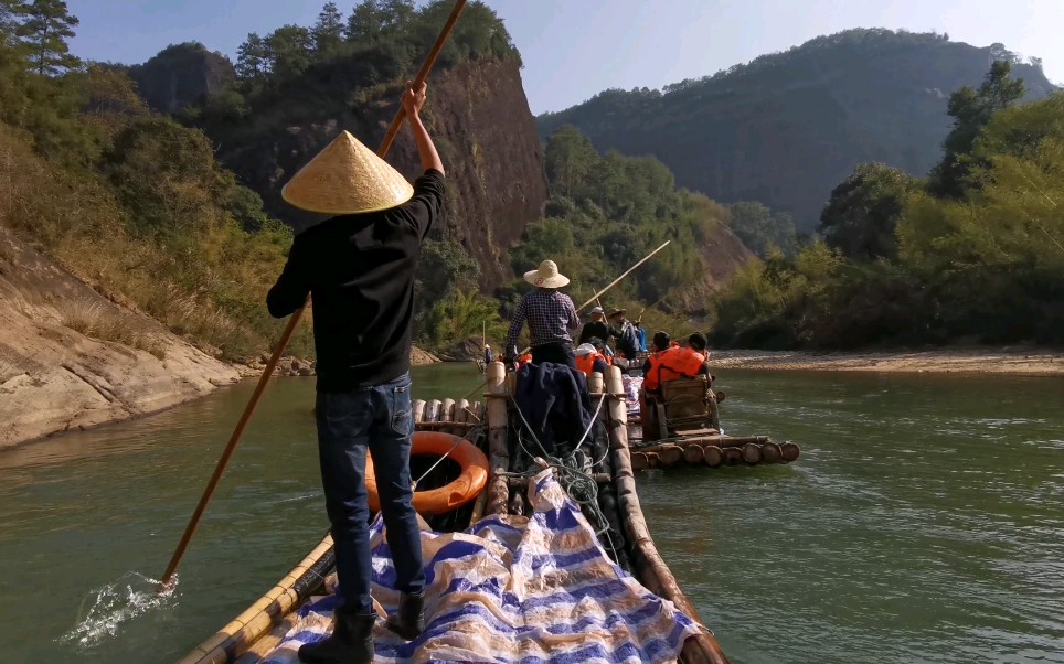 上周跟着公司组织的一起去了武夷山旅游哔哩哔哩bilibili