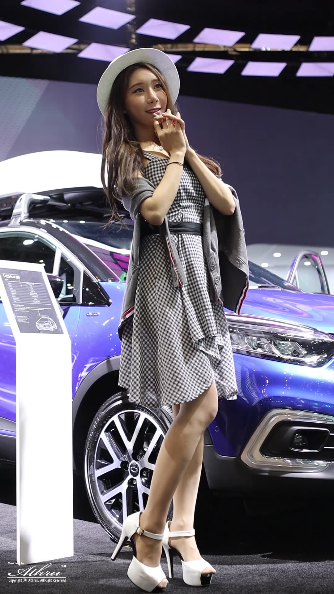 「韩国饭拍」7960p792018釜山国际汽车展bimos雷诺三星joohee