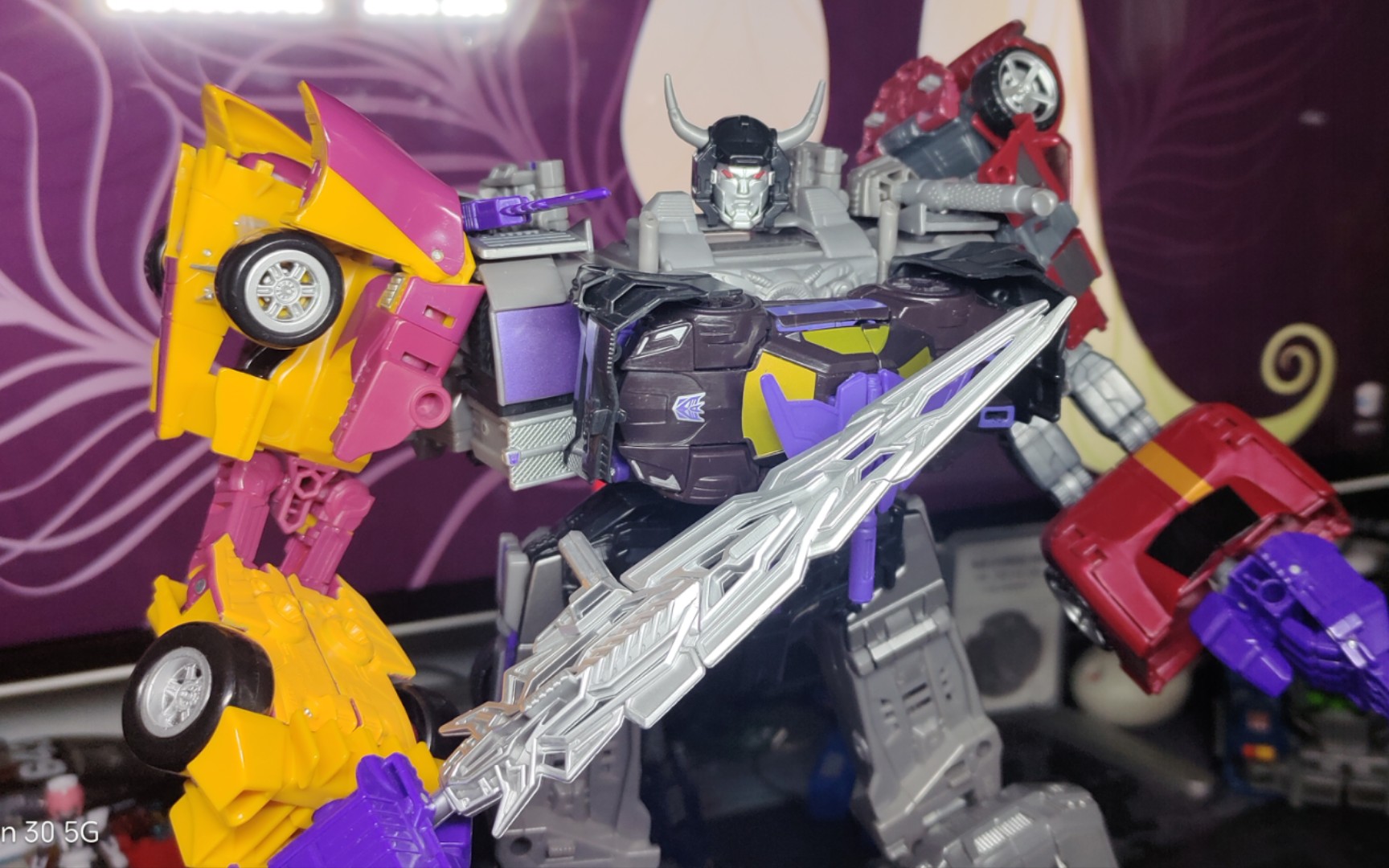 玩着玩具唠着嗑-idw合体战争飞天虎之大合体及其他玩法