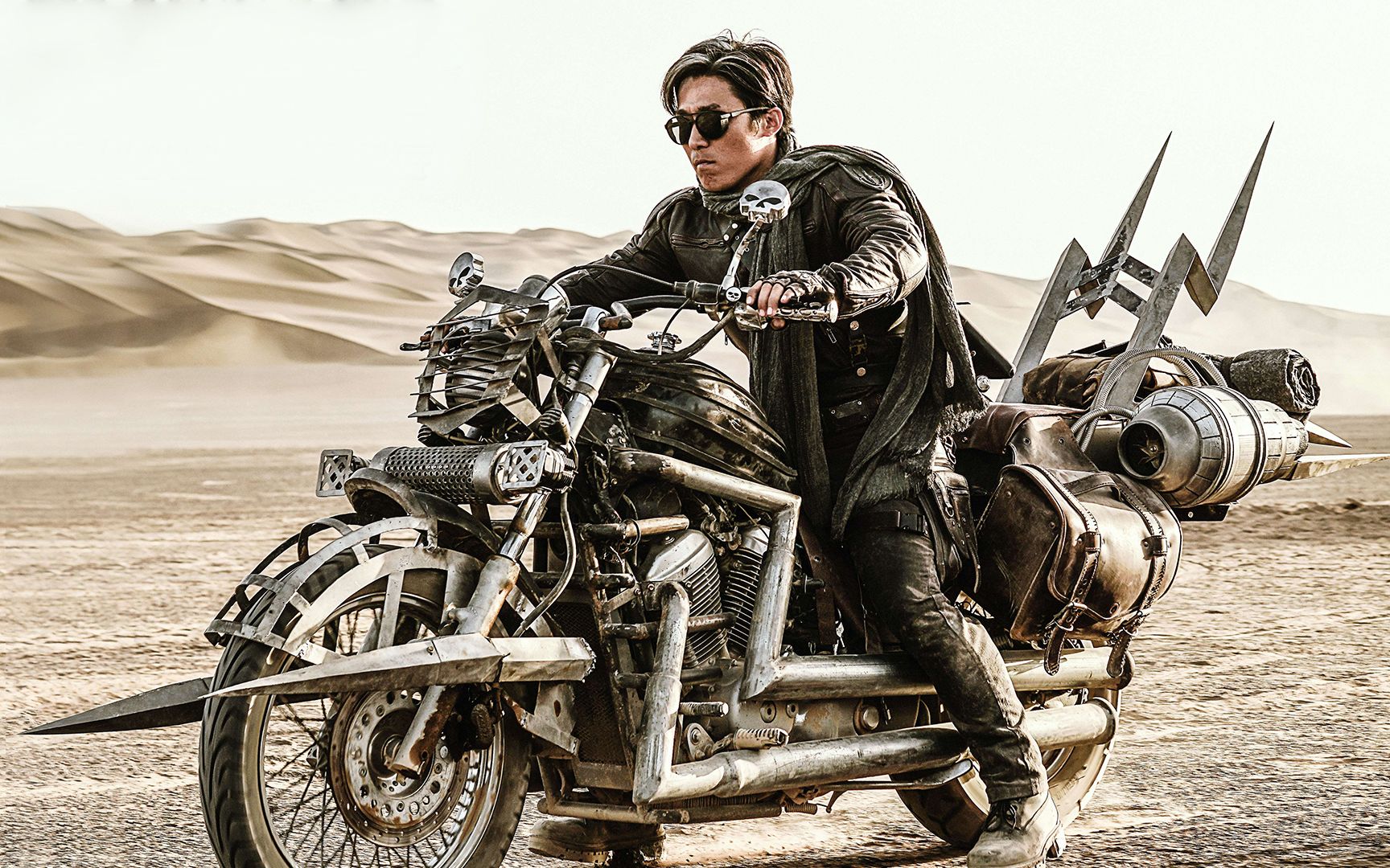 废土电影混剪,危机四伏适者生存,看《铁甲狂猴》硬核出击