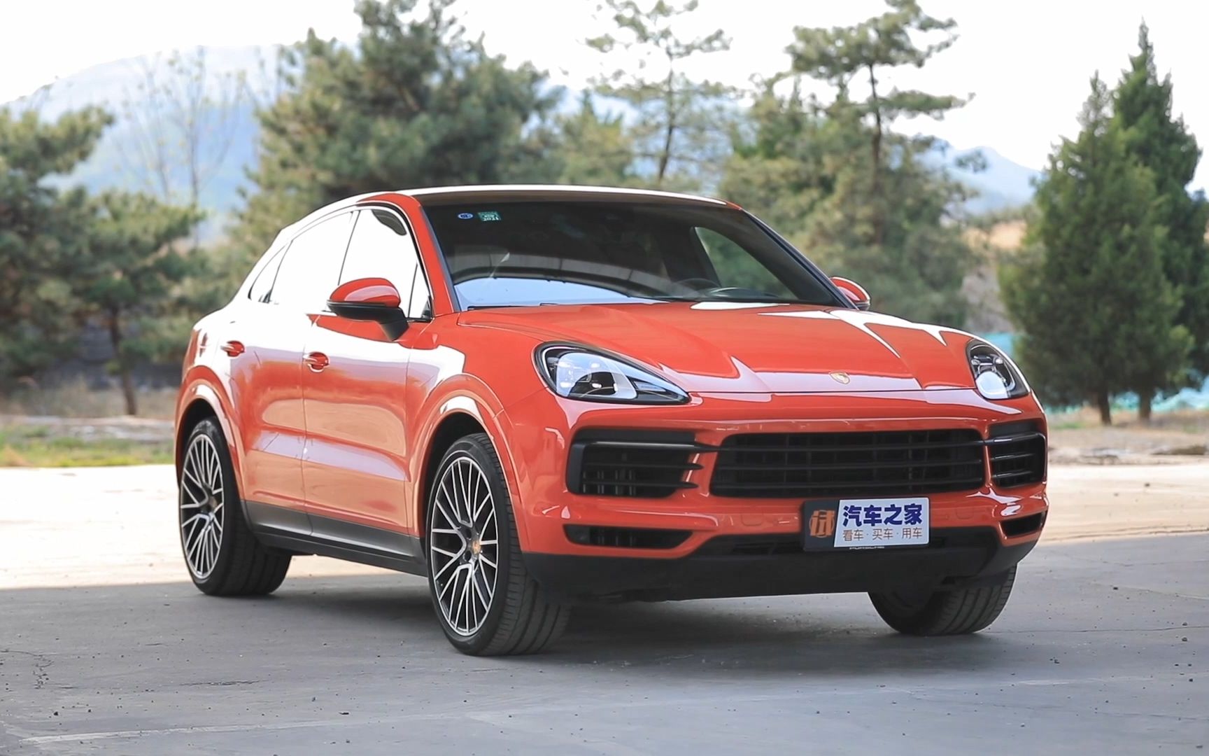 【speedway】试驾入门级保时捷cayenne coupé_哔哩哔哩 (゜-゜)つロ