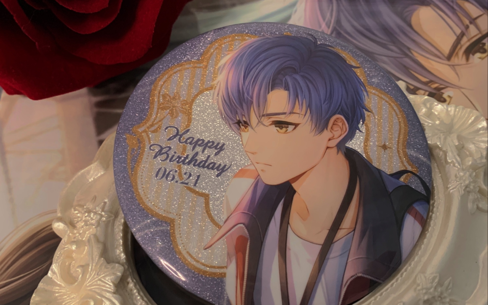 【恋与制作人】凌肖生日谷到啦,开个箱