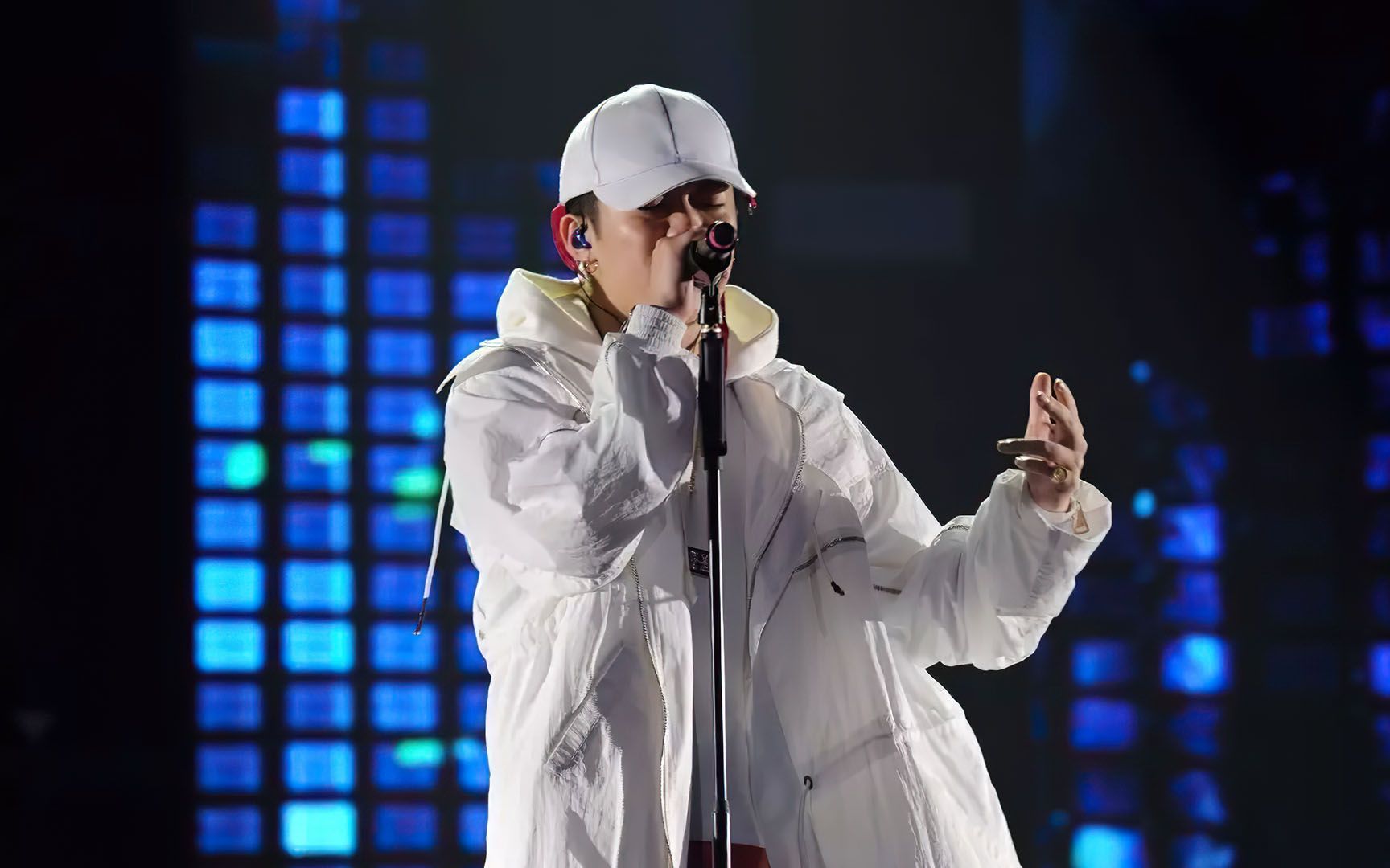 说唱狠货!pg one《oppo flow》"我会秒杀你所有前任"