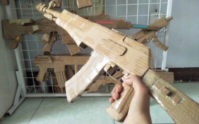 【换弹】纸板枪械换弹