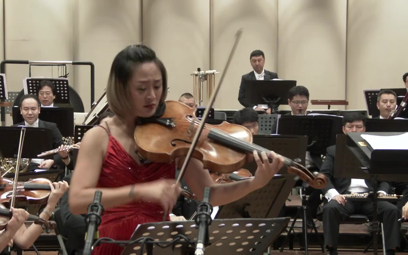 Li Zili 5String Soprano Viola No 1 Concerto Soloist/Yang Jing杨璟 第一五弦中提琴协奏曲“和”哔哩哔哩bilibili