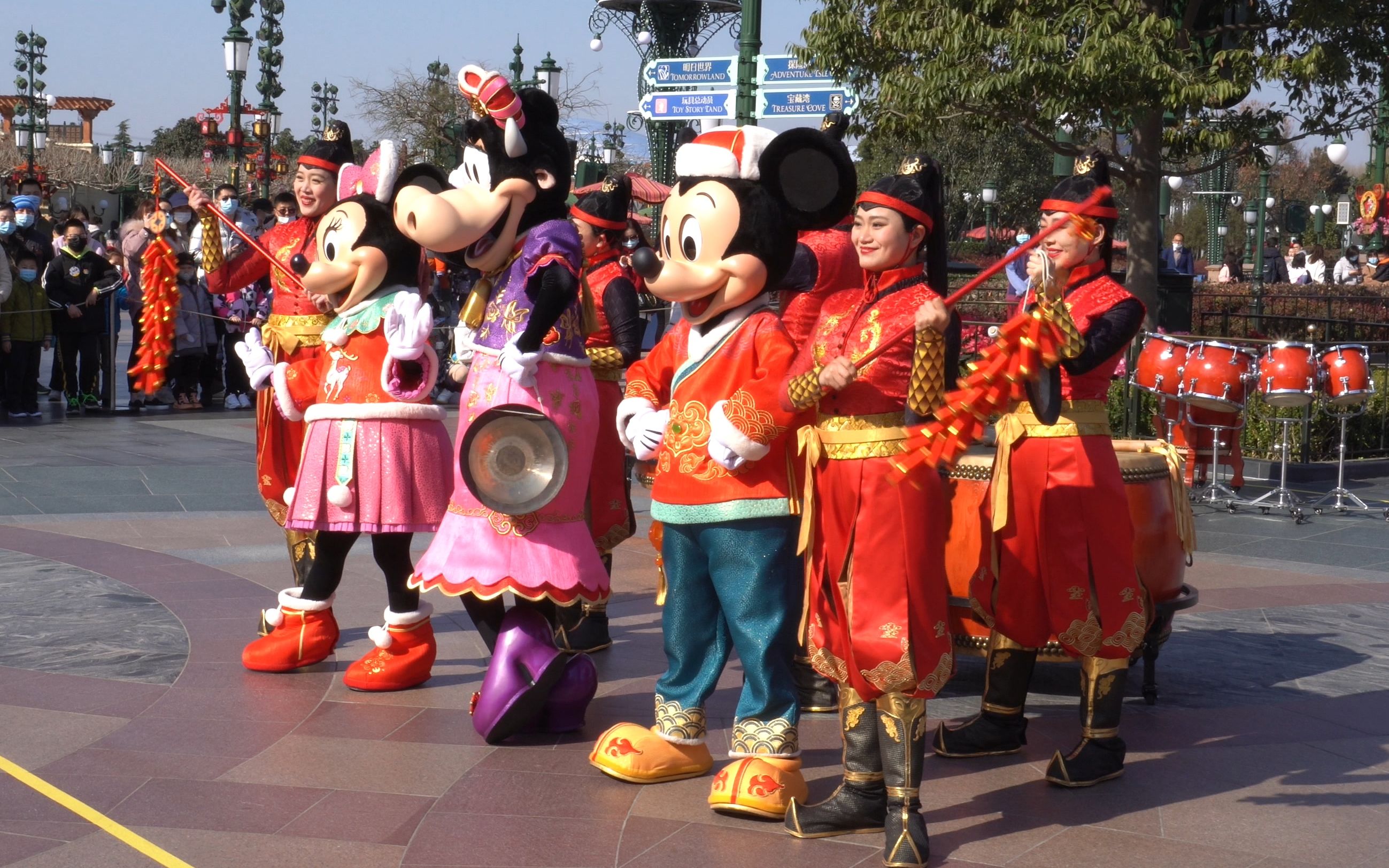 上海迪士尼乐园 2021新春击鼓仪式