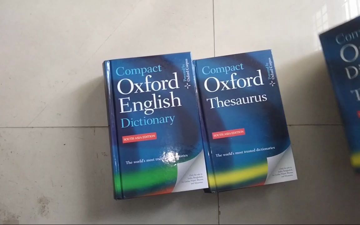 [图]Oxford Dictionary COMPACT OXFORD ENGLISH DICTIONARY