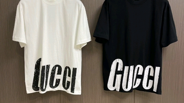说一下高仿古驰gucci 2024ss 早春款印花短袖t恤,定织定染240克双纱