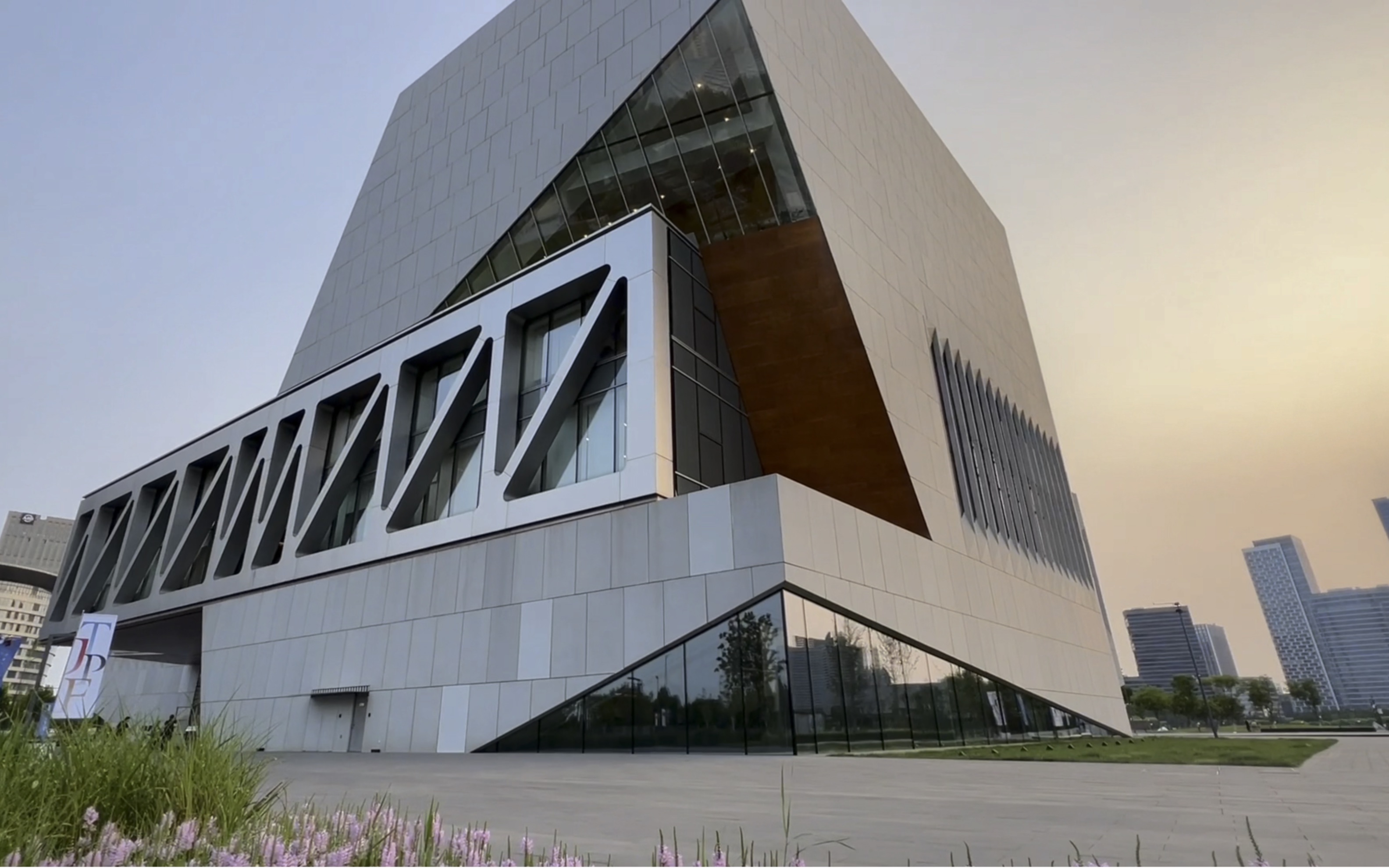 海河畔的音乐家摇篮～"天津茱莉亚学院"