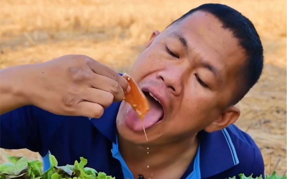 驴哥吃-酸辣凉拌刺身三文鱼_哔哩哔哩_bilibili