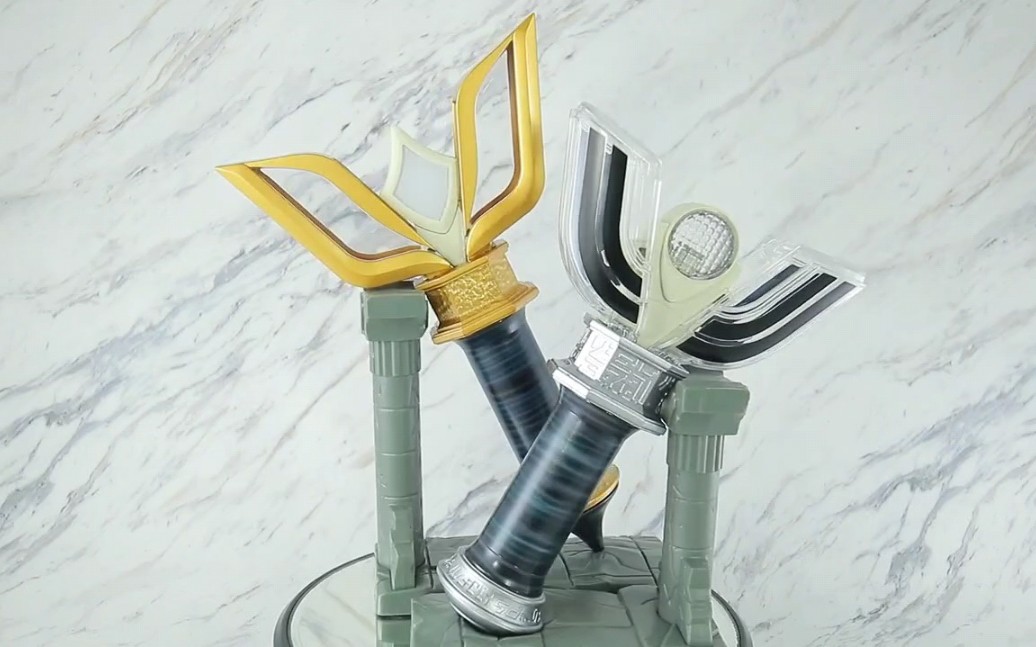 [14500日元]万代3月 pb网限 ultra replica 黑暗神光棒&卡密拉神光棒