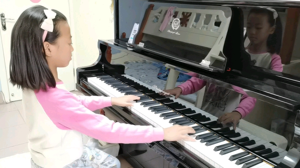 【蓓蓓钢琴】有伴奏的"克罗地亚狂想曲"更好听吗?