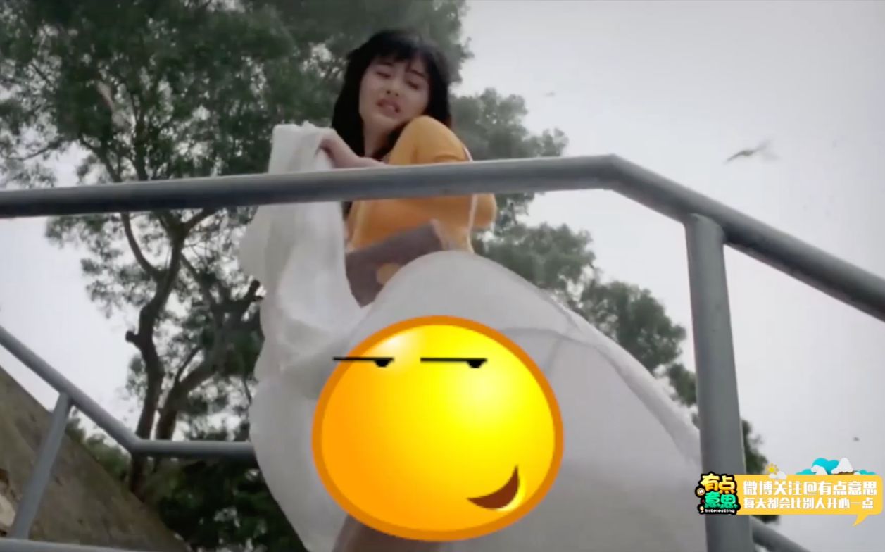 多快的速度才能像电影里把姑娘裙子掀起来?竟然有无聊的人试了试