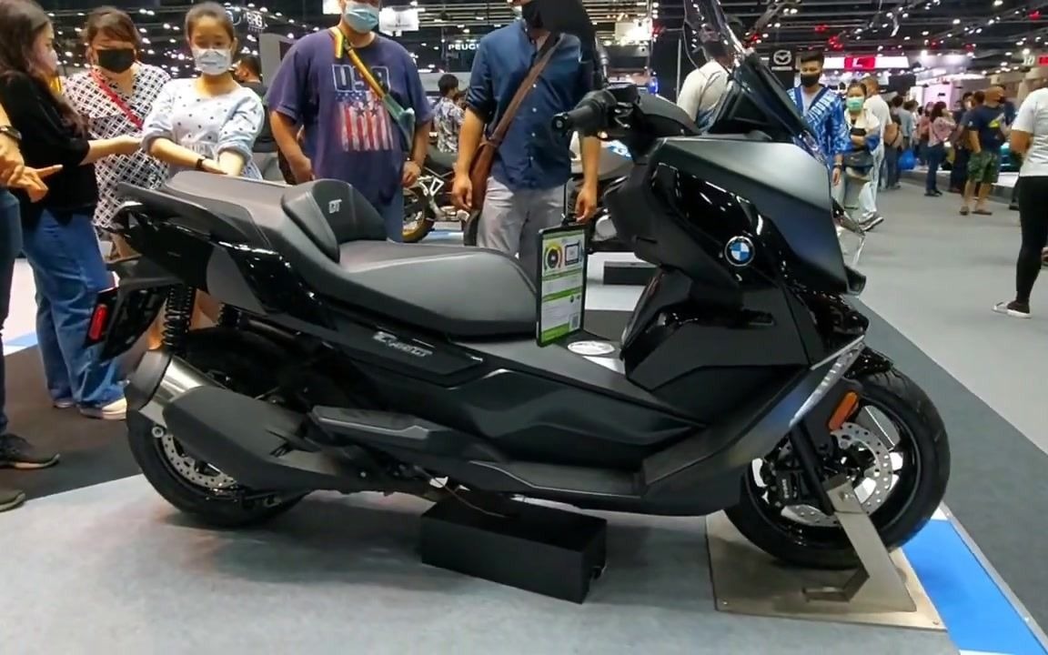 2022款宝马GT400摩托车图片