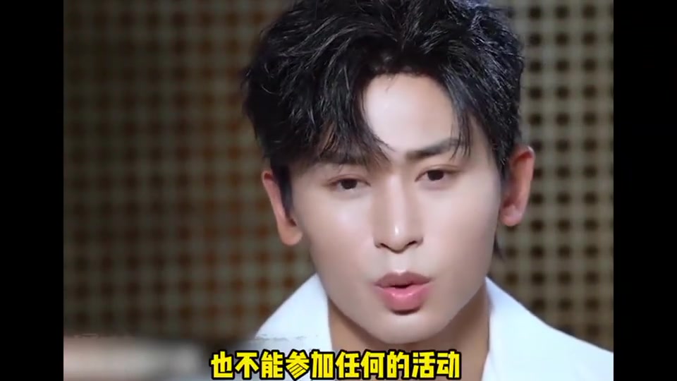 张哲瀚说山河令是自己穿的最多的一部戏拍摄的四个月也没有出过横店半