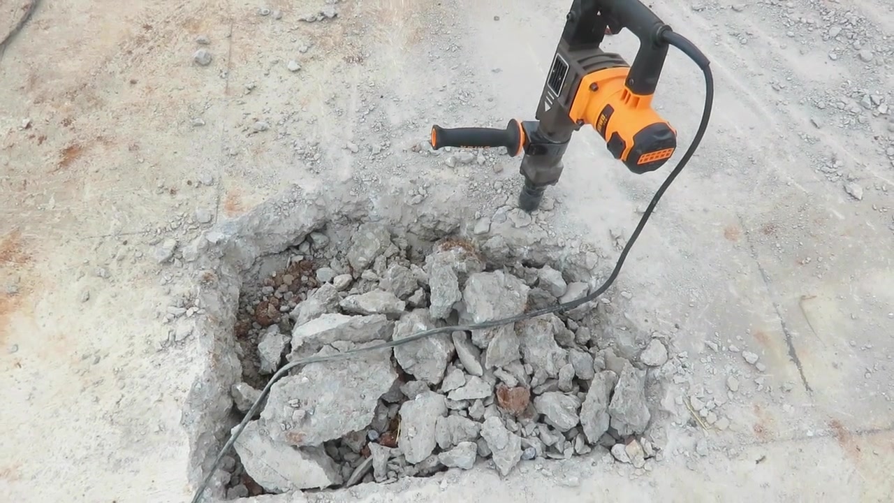 想把混凝土路面剔凿掉_哔哩哔哩 (゜-゜)つロ 干杯~-bilibili