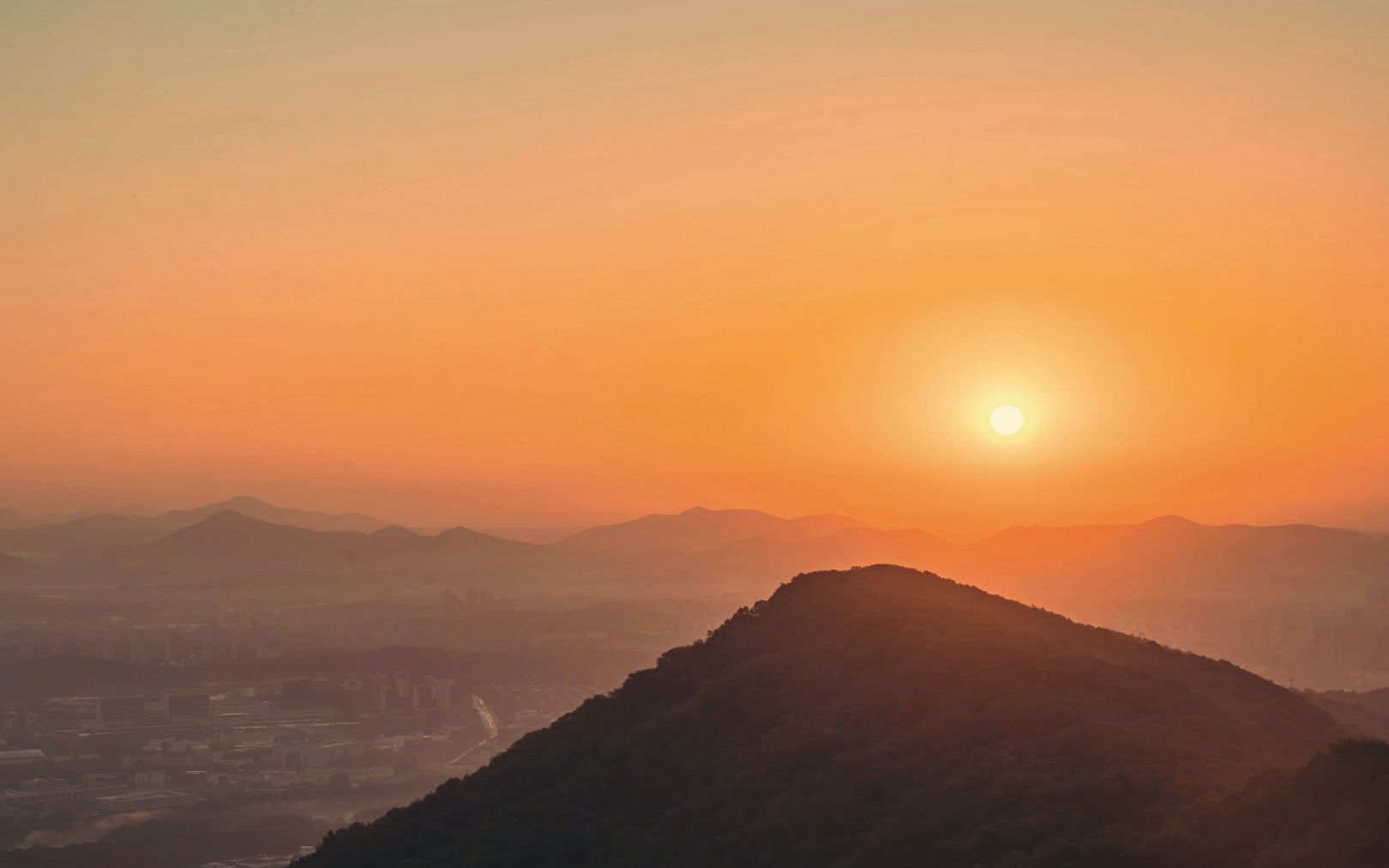 南京紫金山山顶图片图片