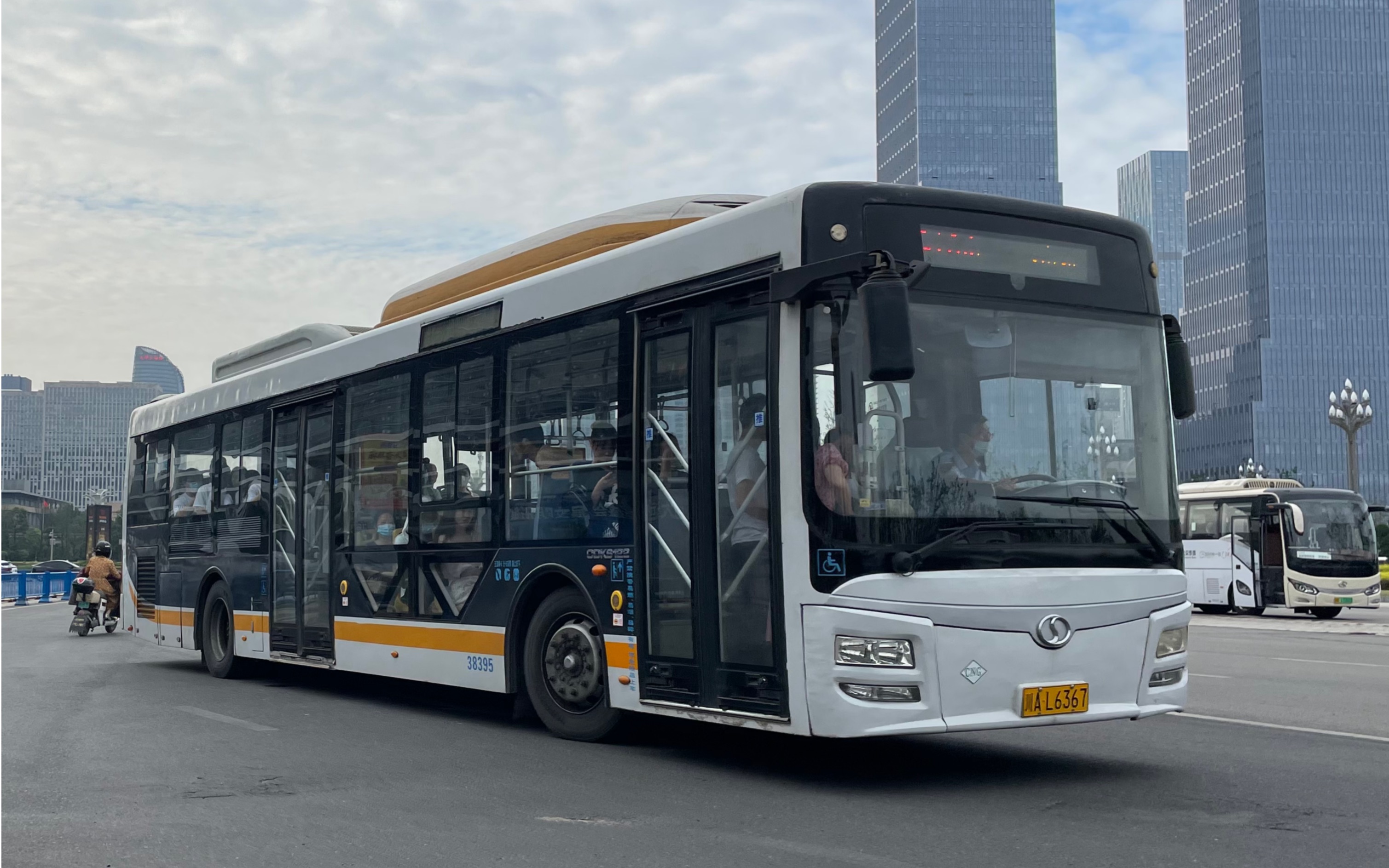 成都公交部分主流车型随拍