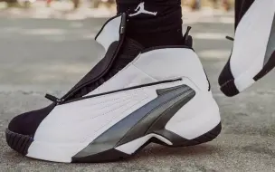 Télécharger la video: 【半吨测评】老鞋新谈 Jumpman swift