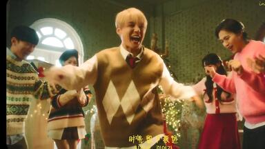 【金俊秀】【FO中字】携所属艺人发行圣诞颂歌《My Christmas Wish》（作曲：Frank <em class="keyword">Wildhorn</em>）
