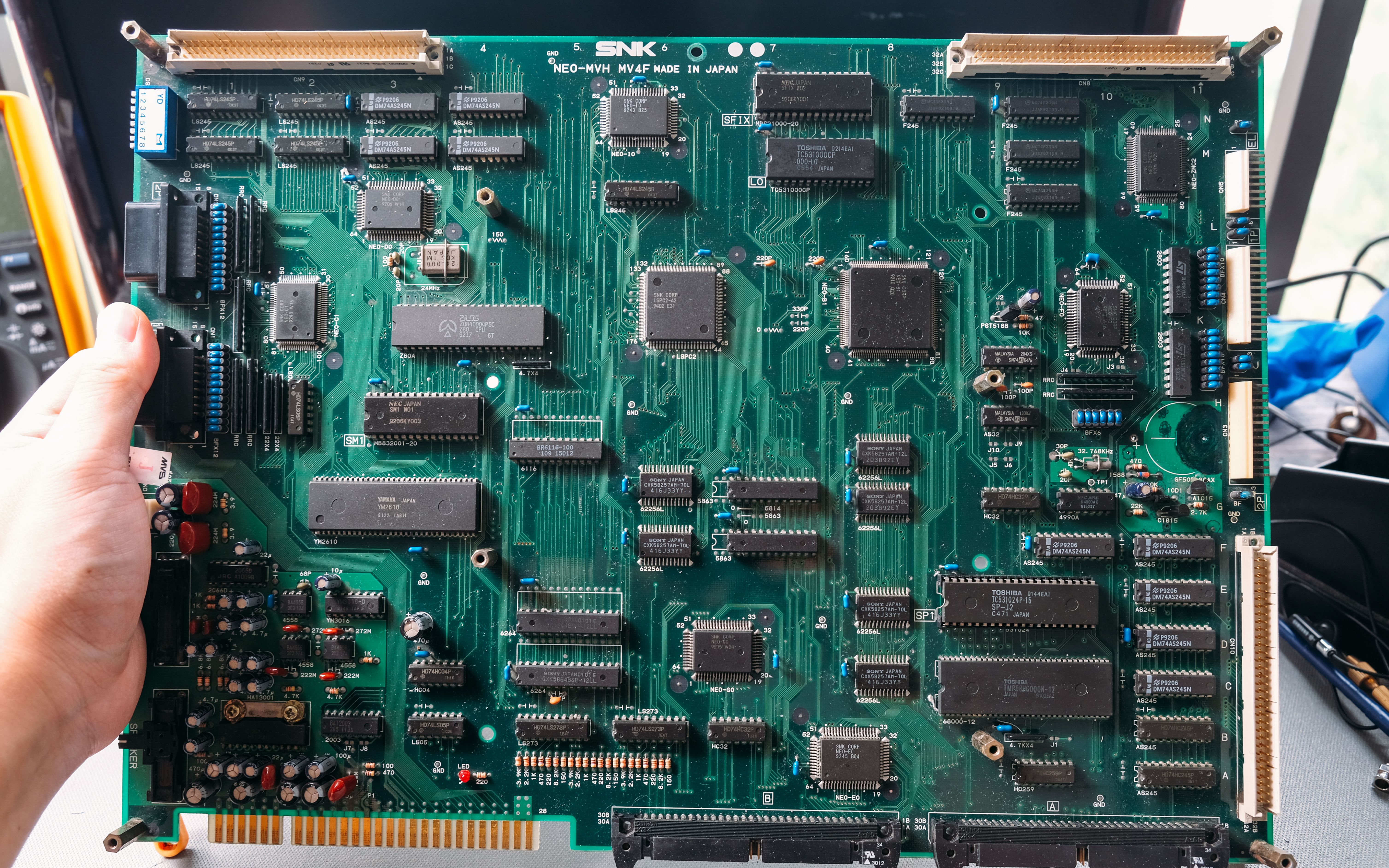 【维修】snk mvs mv4f/ 四卡槽街机主板维修(显示花屏,总线卡住)