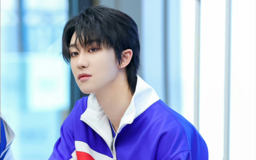 徐明浩上艺术大学睡觉的时候被送表白信〈青春环游记〉