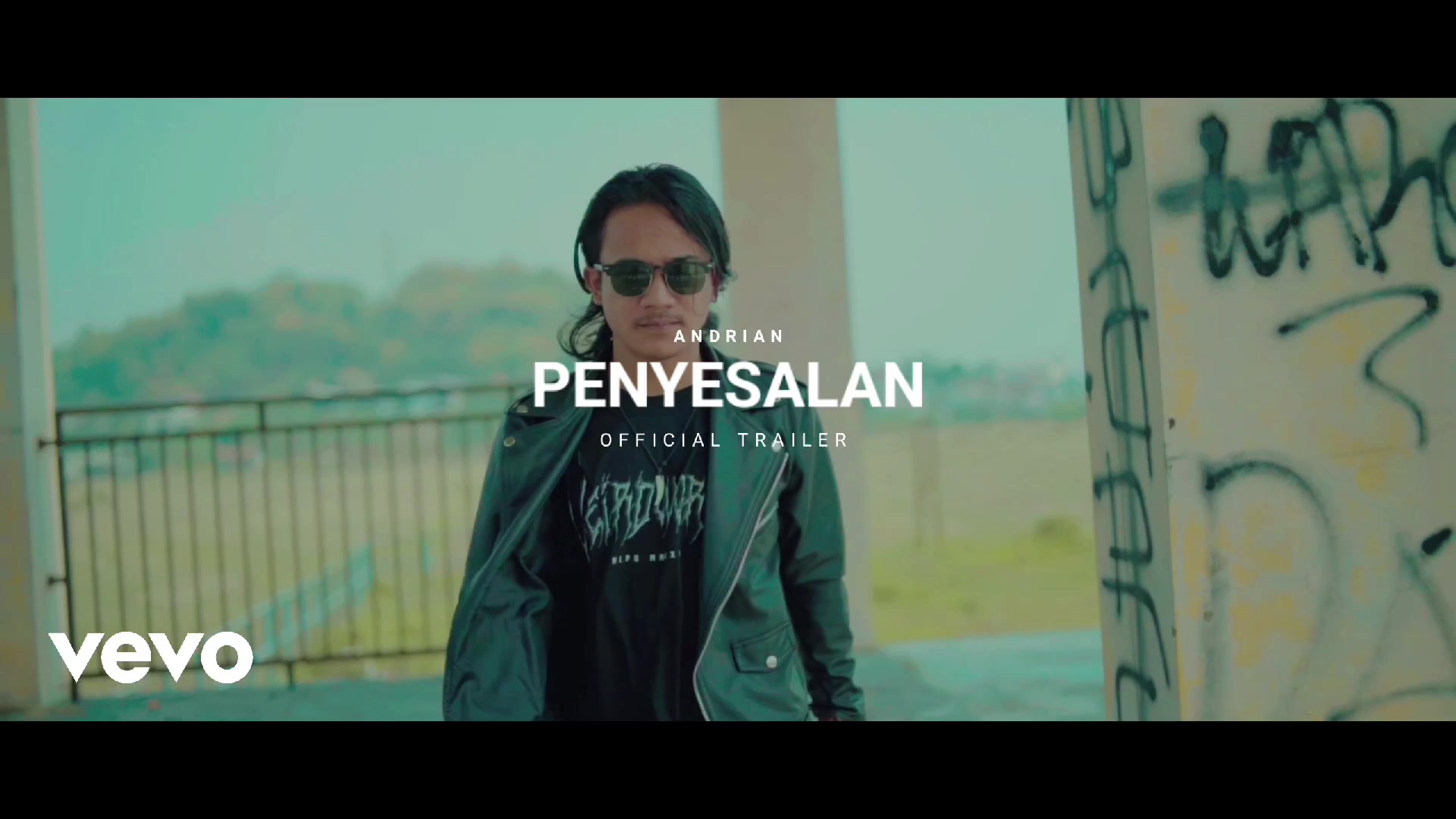 最后,安德里亚有她自己的歌,声音非凡