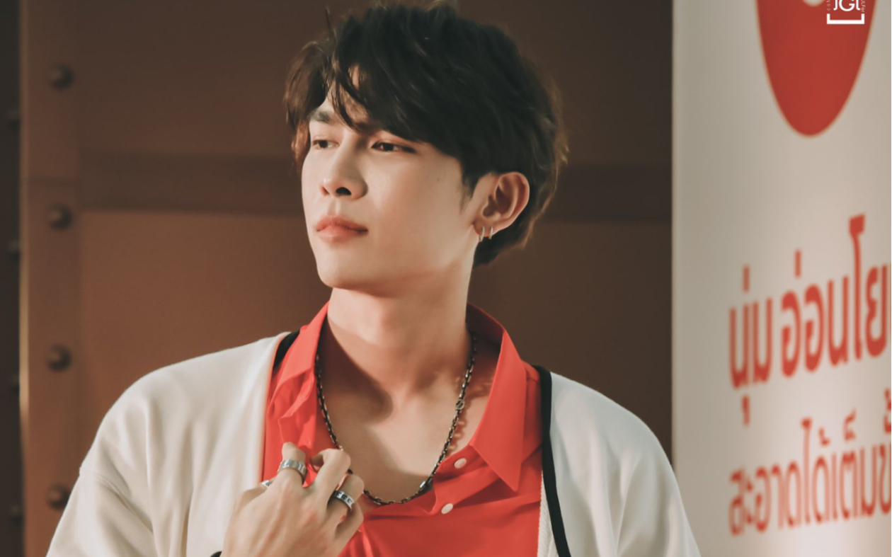 【mew suppasit】你没法脱身,他眉眼鲨人!_哔哩哔哩_bilibili