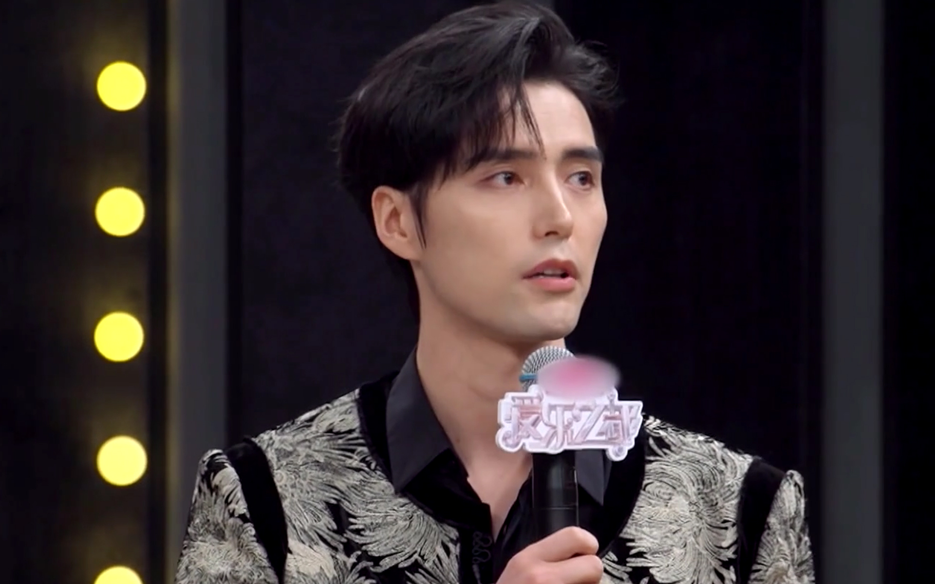 爱乐之都阿云嘎说大家是带着使命的-综艺-高清在线观看-bilibili-哔哩