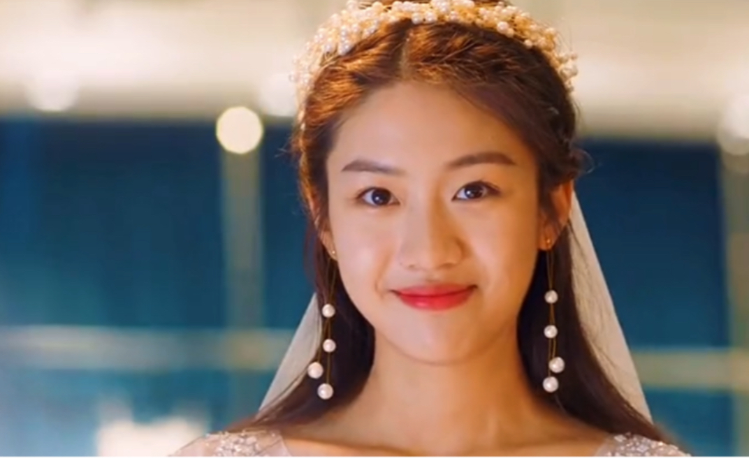 从校服到婚纱的爱情是多少人羡慕的向涵之王安宇