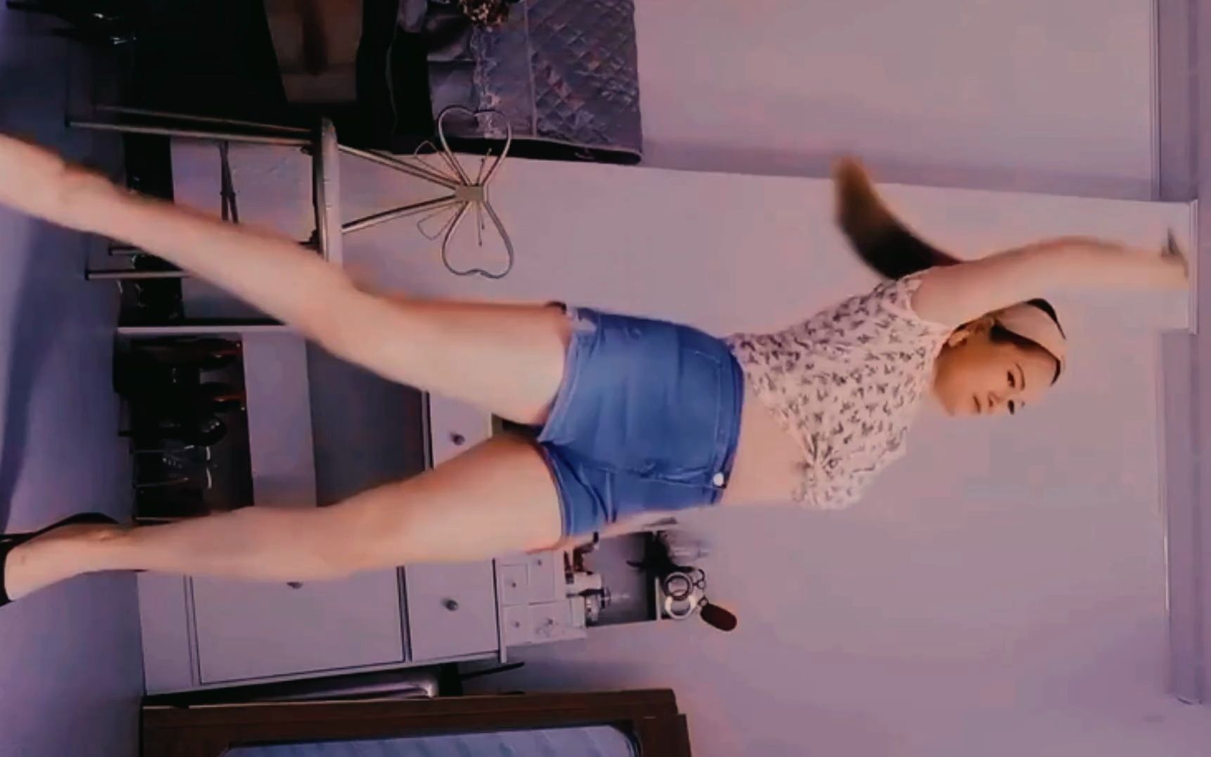 127. 小涂广场舞 bandicam 2023-10-11 16-33-41-217