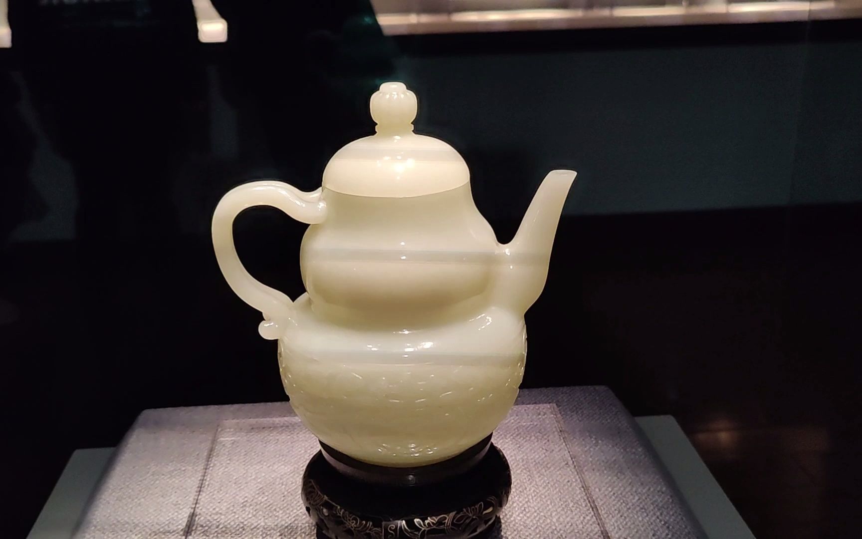 【博物馆之旅】白玉葫芦壶