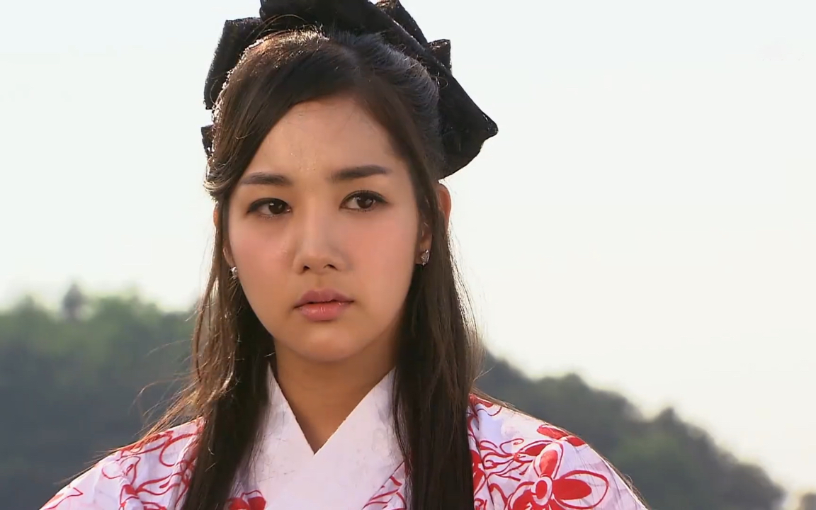 【朴敏英】王女自鸣鼓 不哭即将被取首罗姬救下 不哭回到皇宫见到母亲