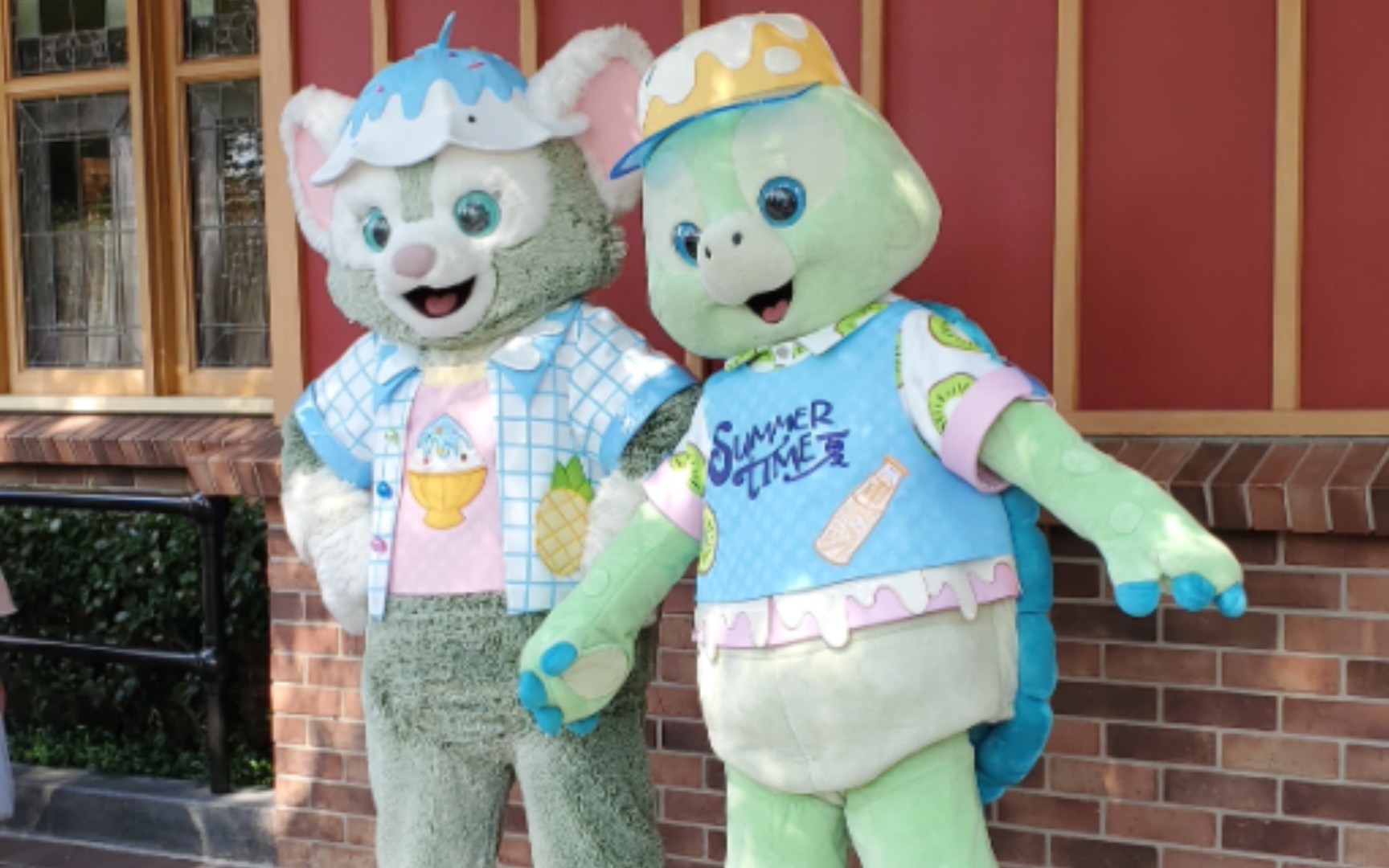 上海迪士尼奥乐米拉生日杰拉多尼陪好兄弟一起营业