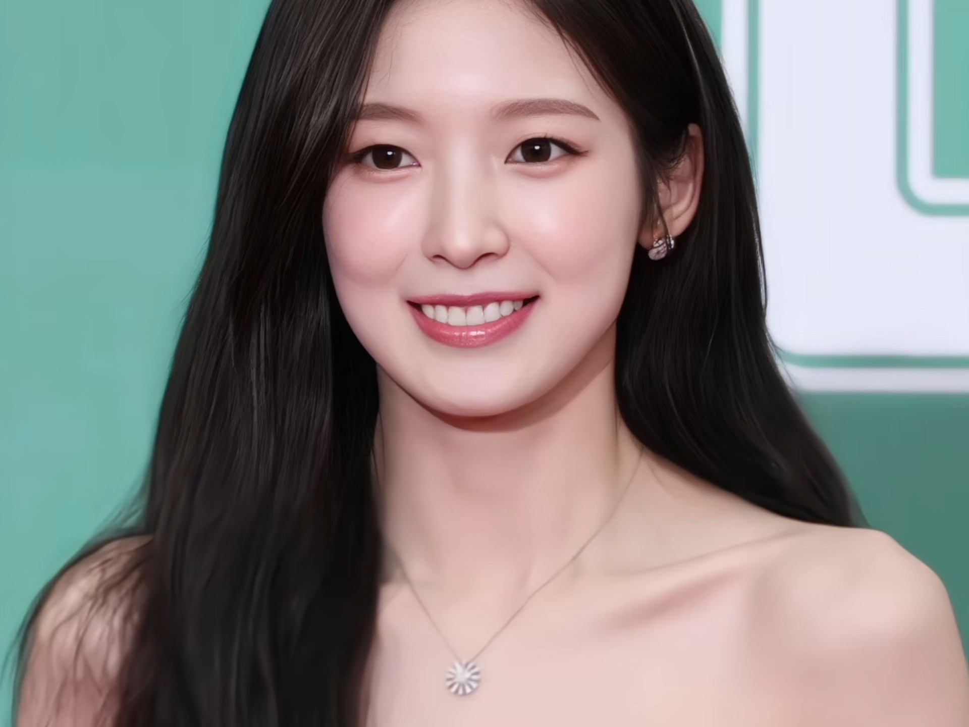 #这也太好看了吧 #崔乂园 #神颜 #美出高级感 OHMYGIRL（Arin）-韩颜娱乐-韩颜娱乐-哔哩哔哩视频
