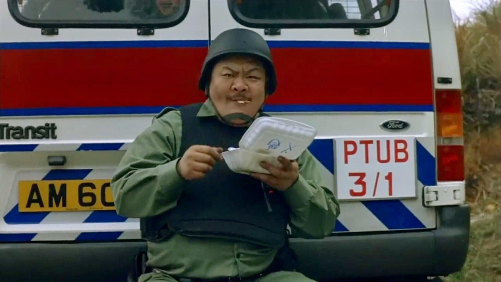 【盘点】港片吃盒饭:林雪吃盒饭遇劫匪,曾志伟吃盒饭掀桌子!