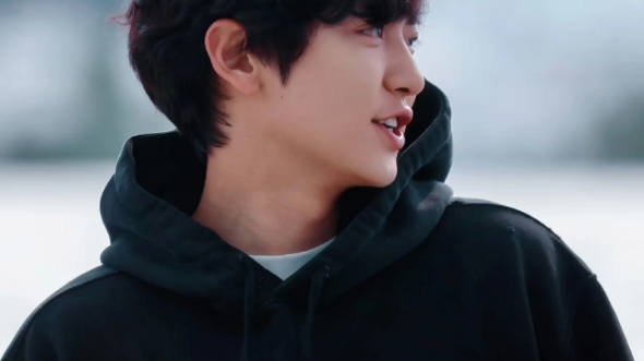 朴灿烈:梦回卷毛时期!