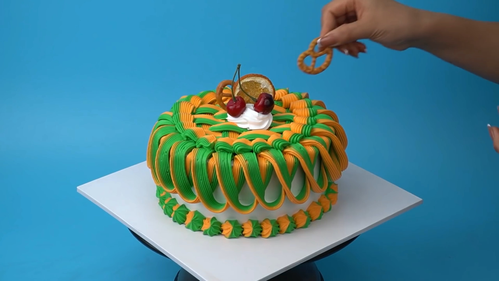 创意蛋糕装饰~27