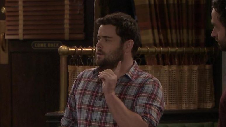 Undateable S03E03.1.Brett双手握把,依然不是最基的哔哩哔哩bilibili