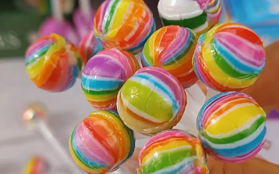 七彩电光棒棒糖,酸甜可口