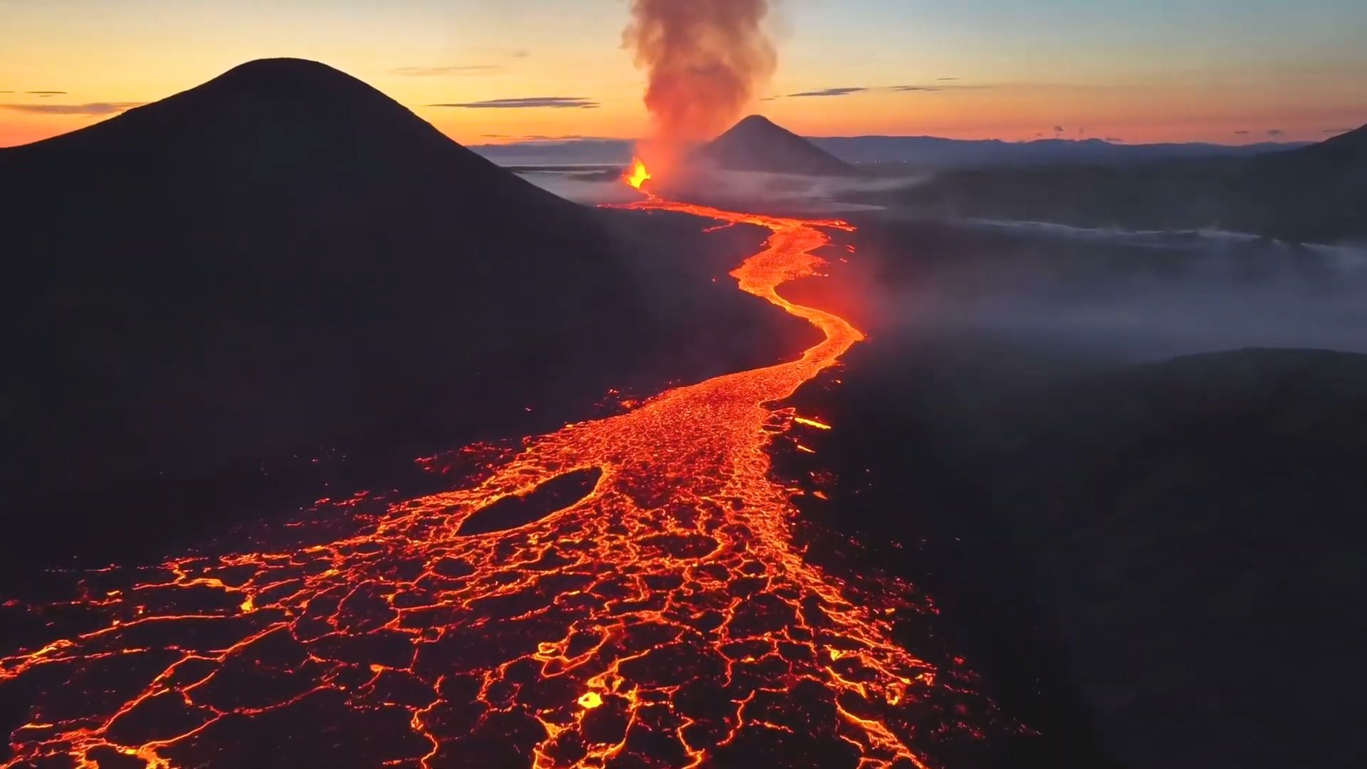 世界上最高的火山图片