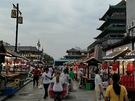 开封市鼓楼夜市名满天下