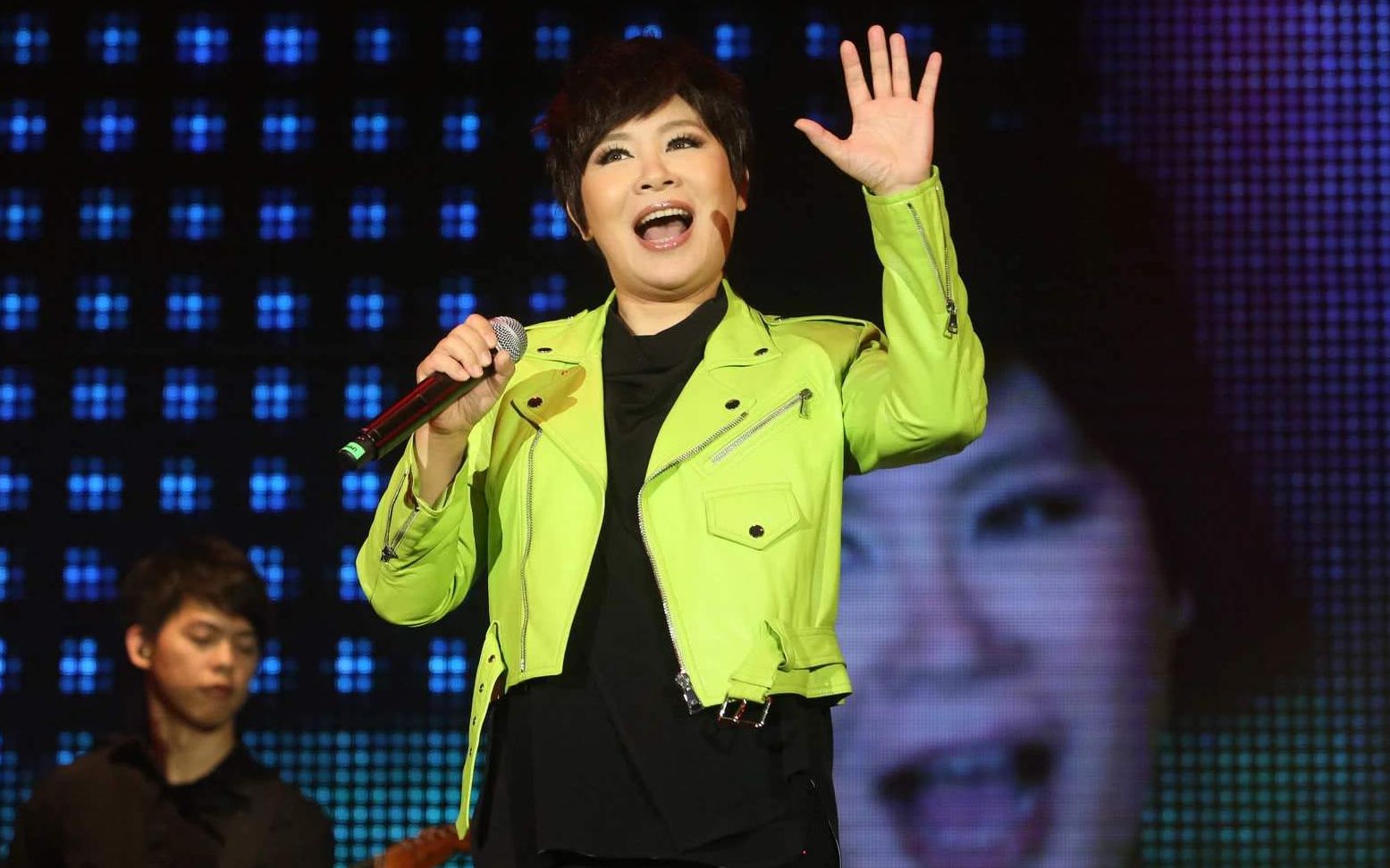 黄小琥一首《重来》,差点把我唱哭,如果时光倒流你会怎么选?