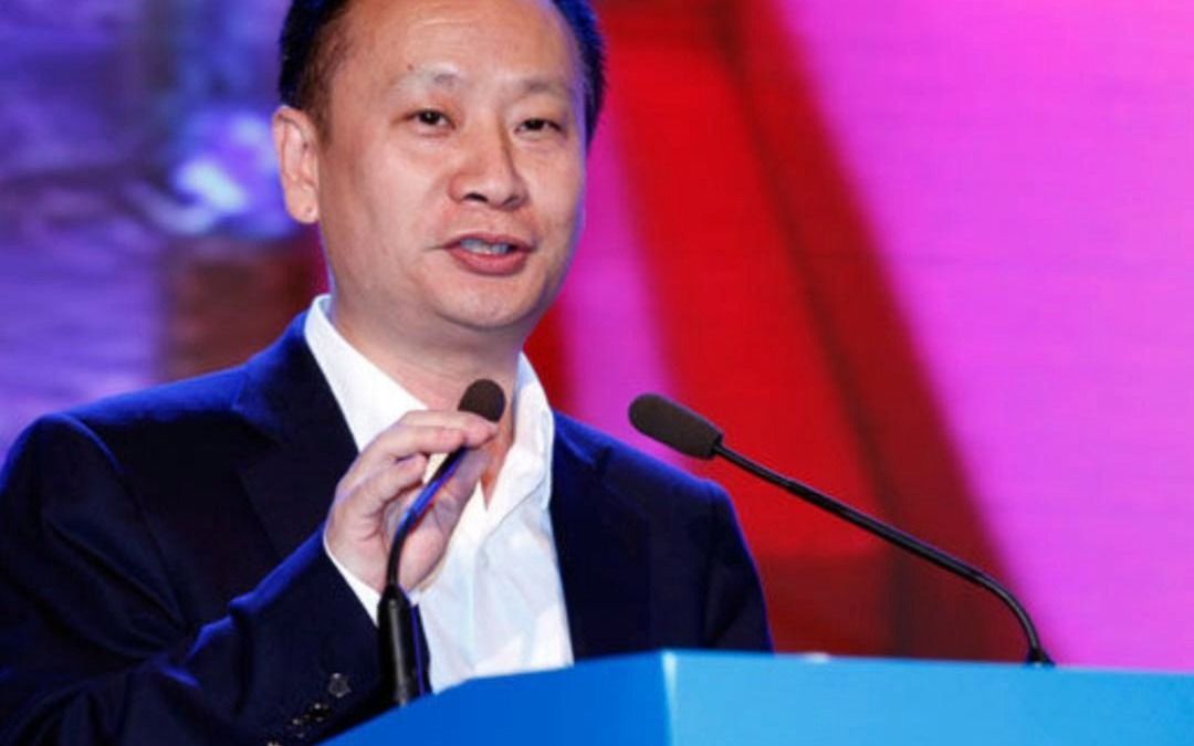 比肩马化腾,雷军,深圳首富徐航17岁上清华,妻子不输奶茶妹妹