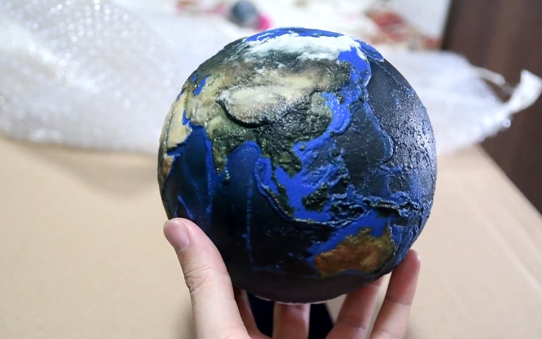 一比一亿地球与月球 带立体地形细节的地球模型!3D printed Earth Pro & Lunar with 3d relief哔哩哔哩bilibili