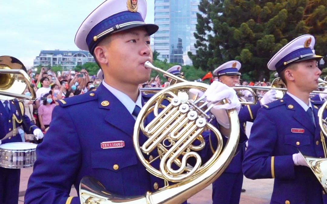 福州五一广场2022年国庆升国旗仪式,今日份点赞给我们的祖国:我爱你中国!哔哩哔哩bilibili