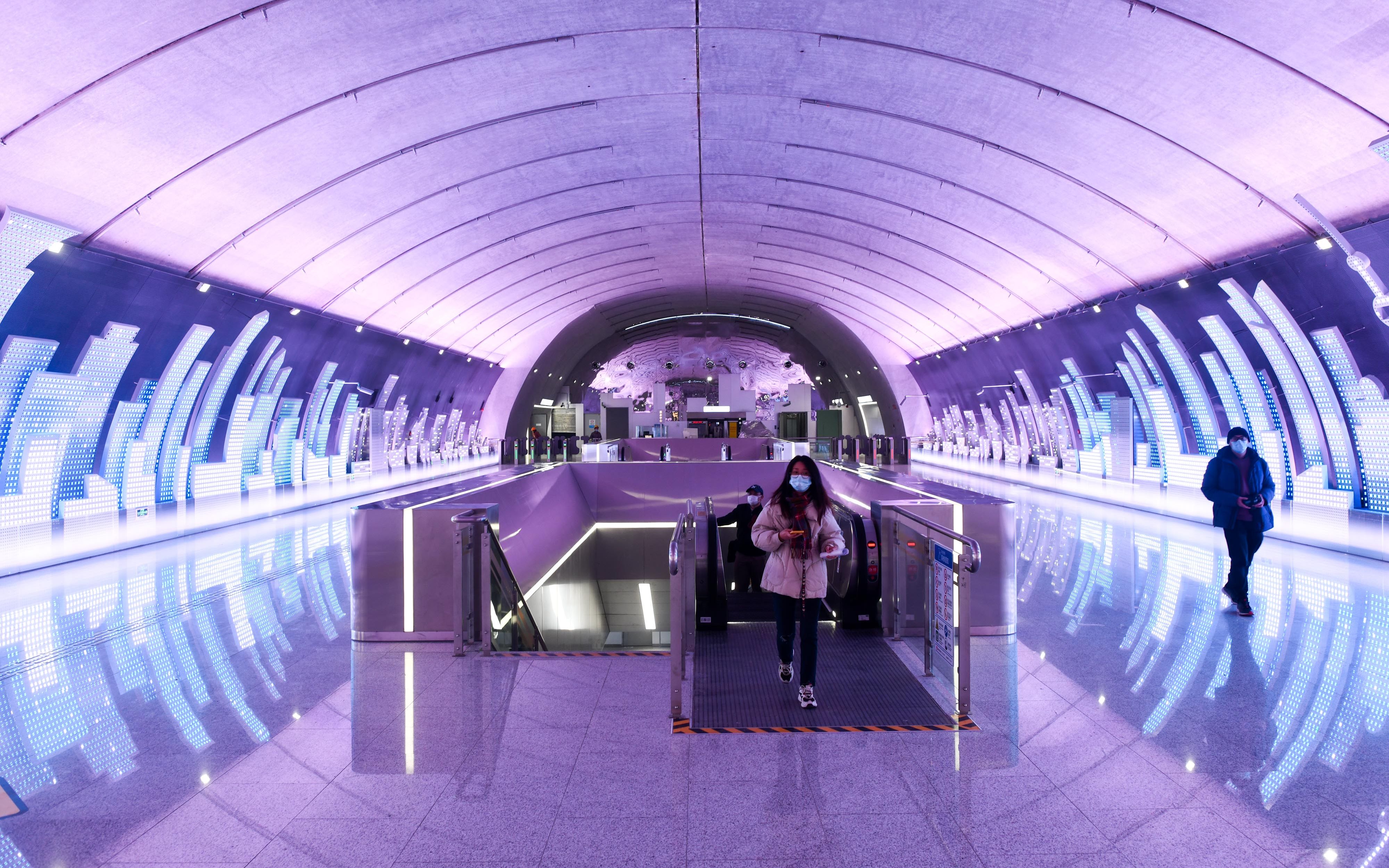 上海轨交15号线开通在即 带你实探"最美车站"