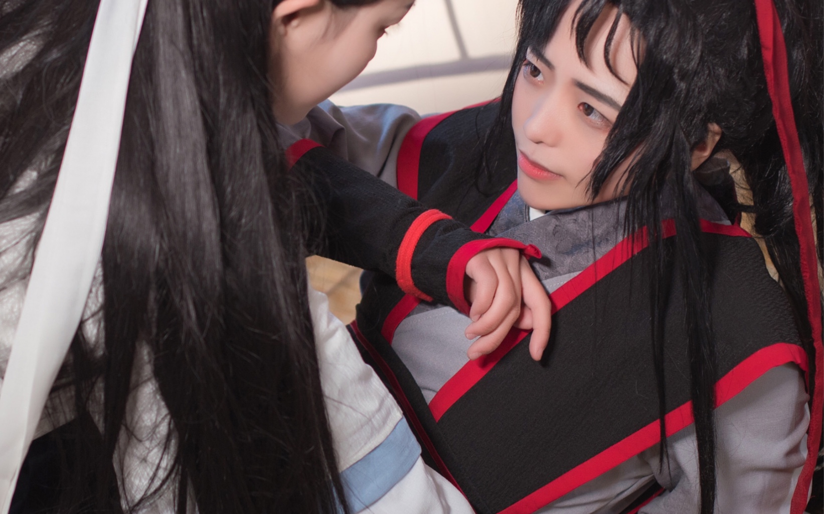 魔道祖师忘羡cos初遇受罚玄武洞香炉情不知所起