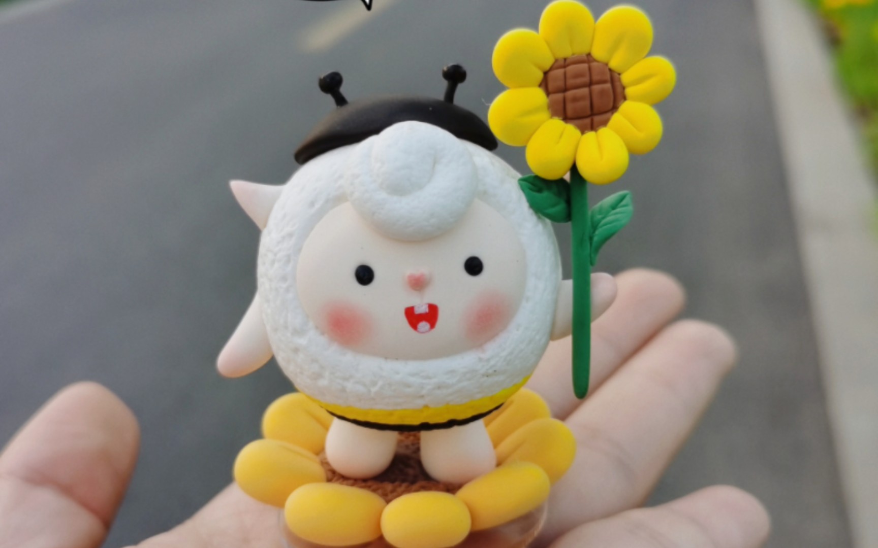 超轻粘土|超阳光的蜜蜂dongdong羊来啦